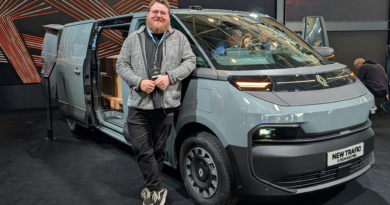 The new Renault Trafic E-Tech wants to fix all the problems with electric vans – Carwow