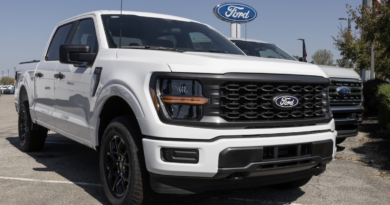 Kelley Blue Book Report: As America Spends a Record $50 Billion on Full-Size Pickup Trucks in December, New-Vehicle Prices Hit New High – Cox Automotive Inc.